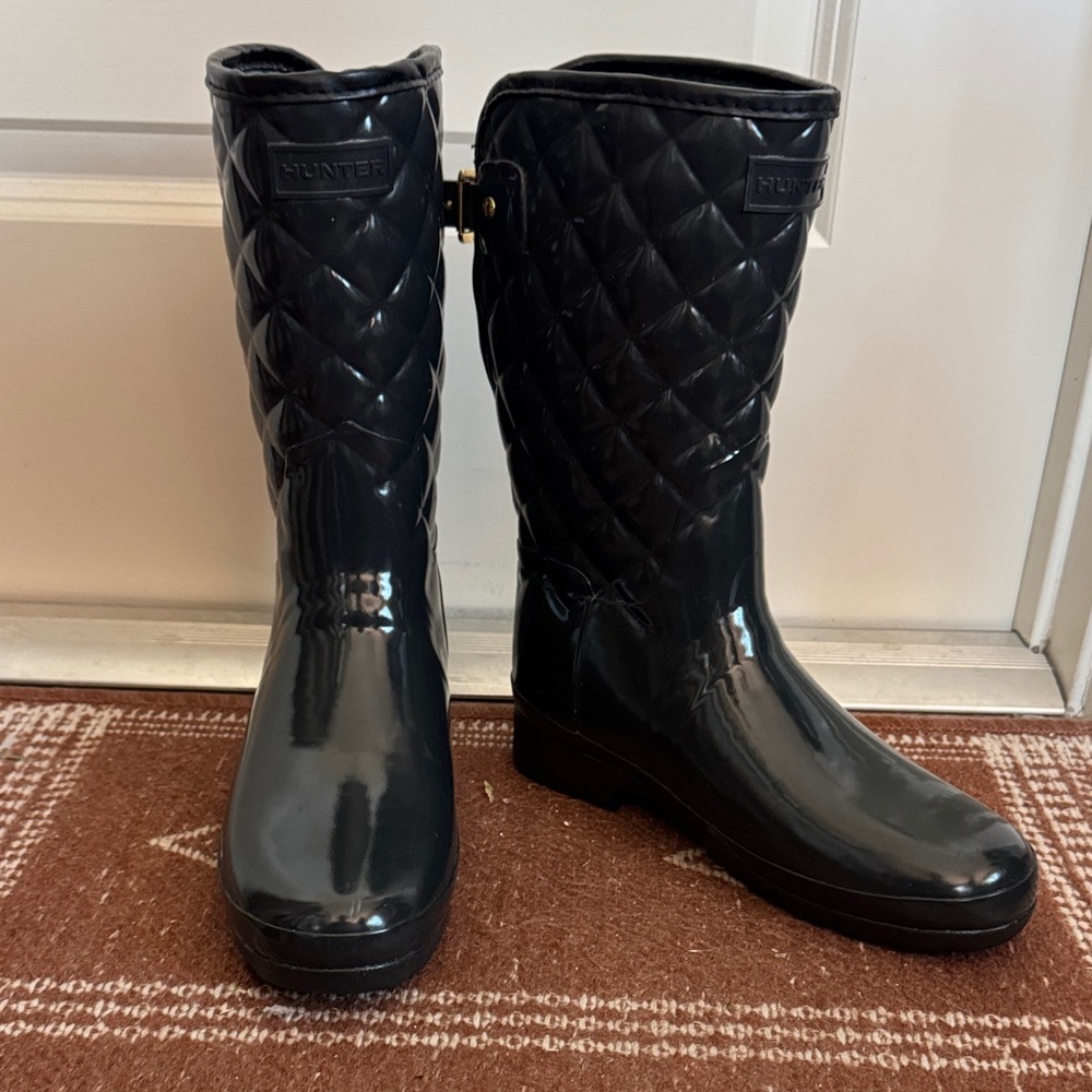 Hunter Navy Quilted Glossy Women's Boots